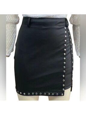 NWT Sleek Black Studded Mini Skirt Size XL